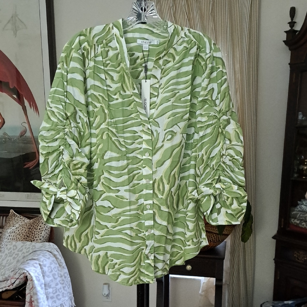 NWT Chico's Top